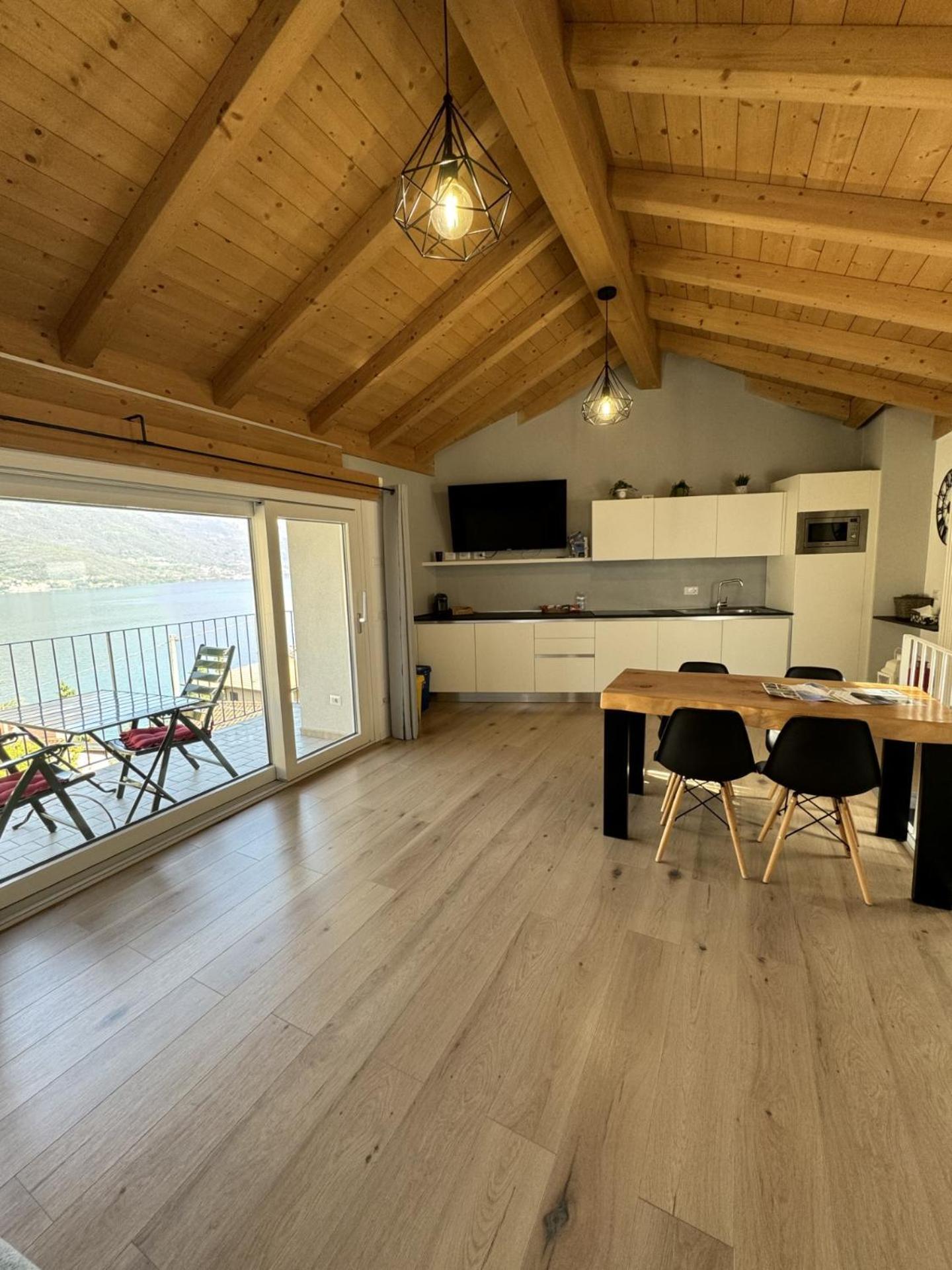 Bellano Holidays - Casa Artemio 外观 照片